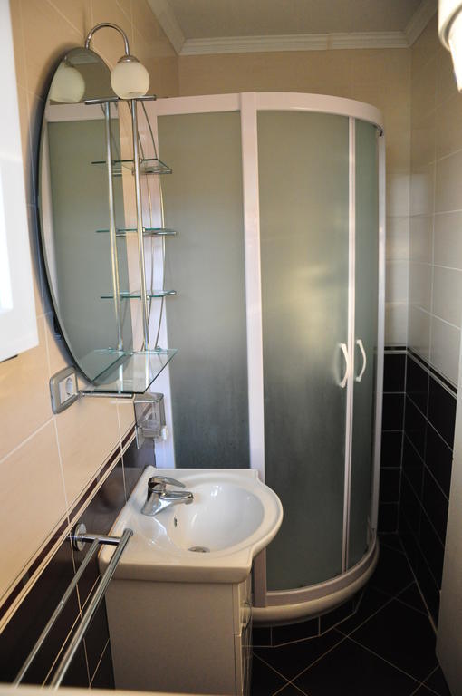 President Bungalows And Apartments يوتجيها الغرفة الصورة